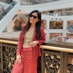 Pooja Chopra Instagram - If I could spend my life in an outfit guess I would choose this one ✨ don’t ask me y… I really loved how I felt n looked in this one @houseofsangai 🙌 @stylebyesh my love thank u 🫶🏻 Dubai UAE