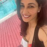 Pooja Chopra Instagram - Sunny smiles, happy thoughts ☀️ 🌴🌊🎈 Dubai, United Arab Emiratesدبي