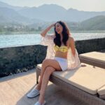 Pooja Chopra Instagram - ⛰💚 . . . . . . . . #goodmorning #morningvibes #morningslikethese #mountainlover #heaven #bliss #peace #beutiful #nature #love #calm #zen 🕊 Hyatt Regency Dehradun