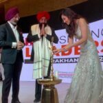 Pooja Chopra Instagram - An absolute honour to have attended the 'ET INSPIRING LEADERS UTTARAKHAND' alongside honourable Governor of Uttarakhand @ltgengurmitsingh Felicitated the inspiring leaders of the state in the field of Health, Education, Industrialists, Businessmen & Startup for their achievements. Leaving the Doon valley hugely inspired myself. Thank you for having me @the_economic_times @timesofindia Hyatt Regency Dehradun