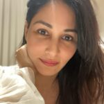 Pooja Chopra Instagram – struggle to stay awake for a 2am flight is real 🥴

.
.
.
#earlyearlymorning #airportwaiting #bored #mightdeletelater #blåa &$#%@