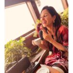 Pooja Chopra Instagram - 𝘔𝘢𝘺 𝘵𝘩𝘦 𝘯𝘦𝘸 𝘺𝘦𝘢𝘳 𝘴𝘦𝘦 𝘺𝘰𝘶 𝘭𝘰𝘷𝘪𝘯𝘨, 𝘨𝘪𝘷𝘪𝘯𝘨 & 𝘭𝘪𝘷𝘪𝘯𝘨 😚 . . #love #laughter #happiness #health #wealth #happynew #happynewyear #2022 #happy2022 🎉