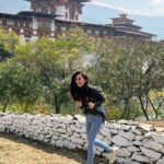 Pooja Chopra Instagram - This is us.. #mysunshinefamily_ 🌻 Bhutan འབྲུག་རྒྱལ་ཁབ་