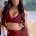Poonam Pandey Instagram - In the middle of the shot Obviously;) . . . Shot by this cutie @sohail__mughal___