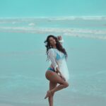 Poonam Pandey Instagram - And like water, I always find my way. . . . Shot by : @faizialiphotography Styled by: @styledby_kotsav Hair by: @sunny_makeup_artist Makeup : @sunny_makeup_artist #poonampandey #photoshoot #beach #poonampandeyreal #photo #fun #instadaily #monday