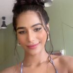 Poonam Pandey Instagram - Chic happens 💋 . . . #poonampandey #poonampandeyreal #cute #sexy #candidphotography #candid