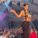 Poonam Pandey Instagram - Fashion is like eating, you shouldn’t stick to the same menu ;) 💋 walking for Rina Dhaka at Mysore fashion week FINALE as a Show Stopper .. ❤️ @rinadhaka @parulchawla9 @parimalmehhta @mysorefashionweek @picturenkraftofficial . . . #reenadhaka #poonampandeyreal #mysorefashionweek #reenadhaka #mysore #poonampandey #saree #showstopper