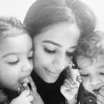 Poonam Pandey Instagram - With my girls …Netra & Aarya ❤️ My angels 👼 #loveyougirls #pretty #love #heaven #life #brotherlove #ppfans