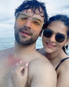 Poonam Preet Bhatia Instagram - And we will travel together and just be in love forever ♾♥️🦋

@sanjaygagnaniofficial 😘

#anniversaryvacation #thailand #phuket #phiphiisland #jamesbondisland #poonjay #forever
