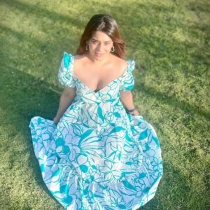 Poonam Preet Bhatia Instagram - When sunset is your favourite filter🌅 
💚
💚
💚

#sunsetlover #sunkissed #shinebright 🌼

📸 @karamrajpal 🫶🏻