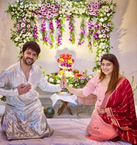 Poonam Preet Bhatia Instagram - The greatest gifts we can give to each other is to pray for one another! 
 😇🙏❤️ 

#ganpatibappamorya #ganeshchaturthi2022 #festivegreetings #loveandblessings 🫶