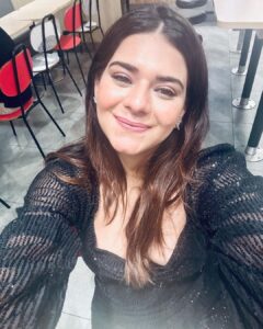Poonam Preet Bhatia Instagram - It’s Thirst-day. What are you thirsty for?🤔
Knowledge
Love
Friendship
Courage
Resilience
Adventure
Opportunity
Kindness

Let me know in comments 👇🏻

#quizinstagram #letsplay #weekendmood #adventuretime #selfie