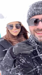 Poonam Preet Bhatia Instagram - Sukoon 💫 hai Tu mera @sanjaygagnaniofficial ♥️

#mountainstories #snow #wegotlucky