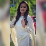 Poornima Ravi Instagram - For the Love of White! Pc: @madhan_kumar09 #poornimaravi #araathi #whitesalwarsuit #white #whiteoutfit #whitedresses