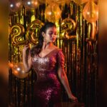Poornima Ravi Instagram - ❤️New year is no less than unknown surprises. Happy 2021 to all my supporters. You made 2020 awesome. ❤️✨Have a great year ahead y’all🥳 MUAH: @viyahairandmakeup Photography: @smilebookphotography Outfit: @deekshitanikkam Studio: @arangaa.space
