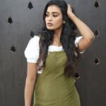 Poornima Ravi Instagram - Pc: @hari_dop #poornimaravi #araathi