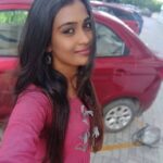 Poornima Ravi Instagram - Wind, hair and Pimple on my face 😁 Happy evening! #poornimaravi
