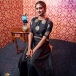 Poornima Ravi Instagram - Token of appreciations! Thank you @blacksheeptamil #Blacksheepdigitalawards Pc:@kiranmayi_ Makeup and hair: @viyahairandmakeup #blacksheepdigitalawards2020 #blacksheepawards