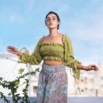 Poornima Ravi Instagram - Feeling green and fabulous 💚🕶️ Makkale have you started watching #BB7 ? Pc : @bricabrac.in Costume: @meerameera545