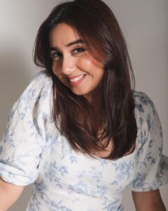 Prajakta Koli Instagram - This Cupid also no. 🫣
….
Makeup by @shrushti_birje_28 
Hair by @mansimao @hairsprayandtheartist 
Styled by @aakrutisejpal 
📷 by @lordaritra 
….
Outfit - @summersomewhereshop
Jewellery - @iblamebeads