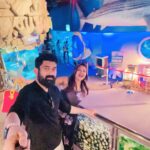Priyanka Nalkari Instagram - #aquarium #kl #kualalumpur #lovefishes #blue #couplegoals #happyweekend #jumpsuit #selfies #malaysia #fun #happy #wifeylife #actresslife #teluguamayi #tamilactress #indian #instagram #instamood Aquarium KL Tower