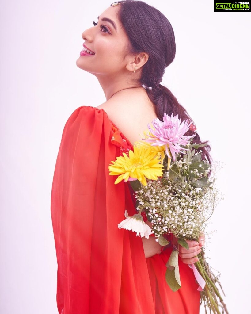 Priyanka Thimmesh Instagram - ❤✨ Photography @bhagathmakka Credit #jehensaai Desginer by @lakshana_label Makeup & hair @iglambeautystudiochennai @iampriyankaathimmesh #priyankathimmeshofficial #priyankathimmesh