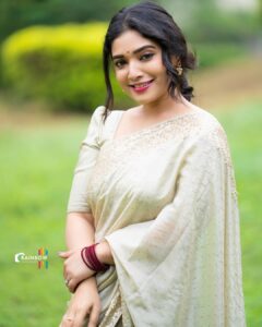 Priyanka Thimmesh Instagram - 💥💝💥💥💝💝💝
ಎಲ್ಲರಿಗೂ ದೀಪಾವಳಿ ಹಬ್ಬದ ಶುಭಾಶಯಗಳು …✨

@rainbow_photography_official all time fav🤩 my buddy …Thanks Kiru for clicking all my photos so beautifully ..😍🤘

#priyankathimmeshofficial #pt