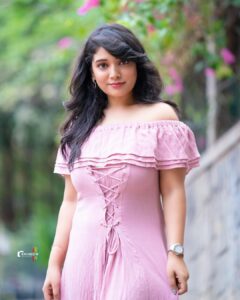 Priyanka Thimmesh Instagram - Let your soul shine like gold..✨💖
📸 by @rainbow_photography_official 😘💐

@iampriyankaathimmesh 
#priyankathimmeshofficial 

#happysoul ❤️🪔
