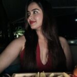 Pujita Ponnada Instagram - Evenings are always fun in Phuket 🍱🥂 #phuket #pujitaponnada #thailand #travel Catch Beach Club