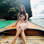Pujita Ponnada Instagram - Nature brings me peace and calmness 🌊🫶🏻 @loveandaman #pujitaponnada #phiphiisland #thailand #travel Pileh Lagoon - Phi Phi Islands