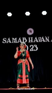 Rachana Narayanankutty Instagram - Thambala Nrutham by @rachananarayanankutty ♥️💫 Program : Kuchipudi Nattuvamela Location : Samabhavana Fest, RLV College of Fine Arts, Tripunithura Nattuvangam - Saranya Murali Vocal - Bhagyalakshmi Guruvayoor @bhagya_92 Mridangam - Kalamandalam Harikrishnan Flute - Raghunandan Chalakudy @indian_classical_dancers_2021 @bhavaragam @dancephotography____ @kerala_classical_dance @chilanga___lover #rachananarayanankutty #kuchipudi #classicaldance #dancersoninstagram #dancelover #dancephotography #indianart #artistsoninstagram #dancer #actress #mollywood #malayali RLV College of Music and Fine Arts