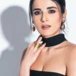 Radhika Madan Instagram - 🐈‍⬛️