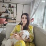 Radhika Madan Instagram - Bombay ki baarish, ghar ki adrak waali chai aur sukoon.♥️🐶