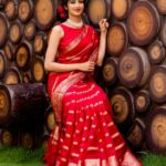 Radhika Narayan Instagram - It's a never-ending love story! #sareelove Saree : @sankalpa_angadi Styling and Concept : @sahanastylediary @sahanasvishwanath MUA : @makeovers_sudhanatesh Blouse : @srilakshmi_fashion_mangalore Photography : @vikasphotofactory Location : @babysdayoutstudio