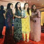 Ragini Khanna Instagram - 🏆 Honored to receive an award at the One Day Look & Learn Seminar Award Show, by the hand's of talented actress @raginikhanna ! 🌟 Grateful for this recognition and excited for what the future holds. #awardwinner #gratitude #onedayseminar #raginikhanna #mua #makeupcompetition Nakshatra Banquet