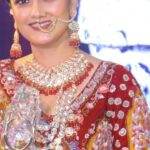 Ragini Khanna Instagram - Kisne kisne pehchana inko ??? @raginikhanna @tapeshwarisharma @govinda_herono1 . . . #sasuralgendaphool #raginikhanna #tapeshwarisharma #suhana #starplus #nostalgia #actress #govinda #indore #explorepage