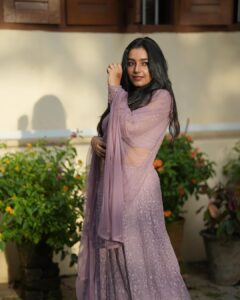 Rajisha Vijayan Instagram - 💜

#fahinoor moments 
@ashwinimathoor_couture 
@arun_sathyan_n