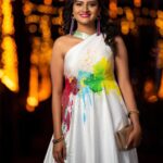Ranjani Raghavan Instagram - ಬಿಳಿ ಬಟ್ಟೆ ಮೇಲೆ ಬಣ್ಣ ಎರಚಿದಾಗ ಹುಟ್ಟಿದ ‘ಕಲೆ’ #ಕಲೆಒಳ್ಳೆಯದು🎨 Wearing - @shimmer_designer_studio 💄- @nishismakeover Photography- @yash_photo_factory