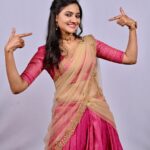 Ranjani Raghavan Instagram - 💖 ಸೀರೆೇನಾ? ಲಂಗ ದಾವಣೀನ? ಯಾವ್ದು ಹೆಚ್ಚು ಲಕ್ಷಣ🤔 Outfit - @rentyourlook_by_chandangowda Designer @chandangowda_official