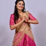 Ranjani Raghavan Instagram - 💖 ಸೀರೆೇನಾ? ಲಂಗ ದಾವಣೀನ? ಯಾವ್ದು ಹೆಚ್ಚು ಲಕ್ಷಣ🤔 Outfit - @rentyourlook_by_chandangowda Designer @chandangowda_official
