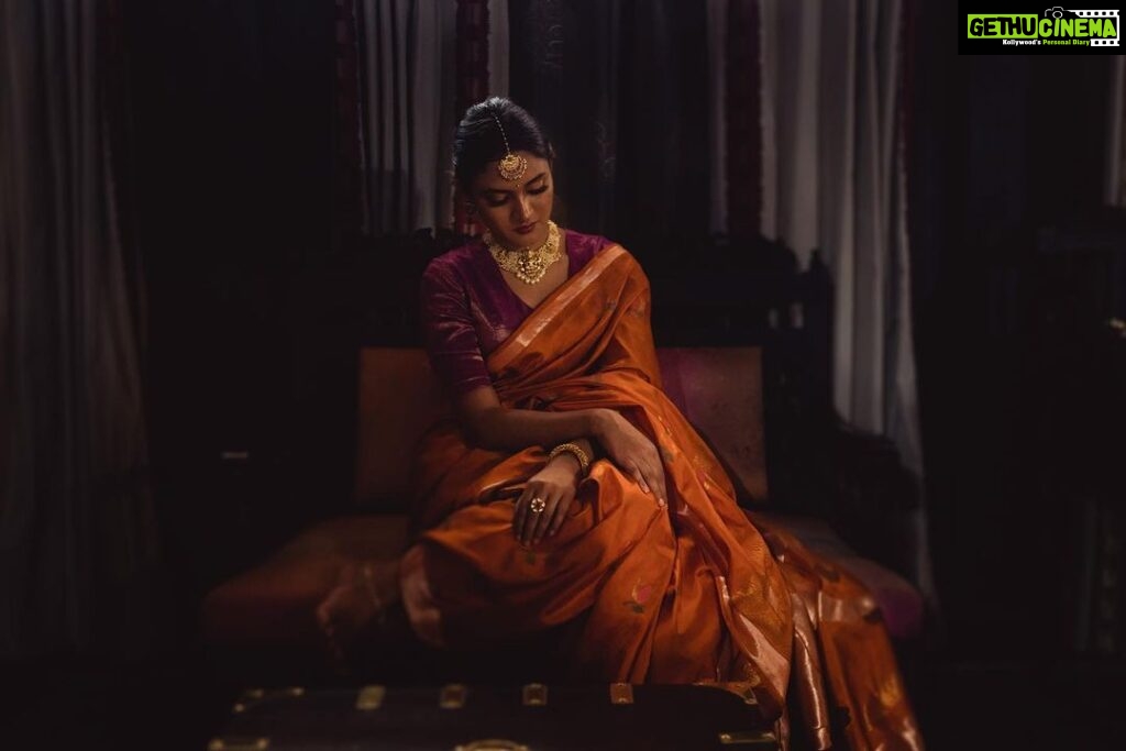 Ranjani Raghavan Instagram - 🌺 #handloomfashion#fashionwithpurpose#swadeshi Saree - @madhurya_creations mua - @pradeep.ashwini photography - @westmount_studios
