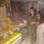 Raveena Tandon Instagram - Our family Ganpati celebrations down the years .. 🙏🏻🌸🕉️🌸🙏🏻 Lil @rashathadani and #ranbirvardhanthadani ♥️ Bandra West