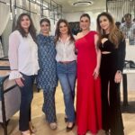 Raveena Tandon Instagram - All in a weeks work ♥️! Friends , Family, Friends like Family, Birthdays , @nawazbodyartmumbai s Book launch, #pauseandrewind . Award night with @parineetasethi #globalspaawards A fun talk with @renu_hansraj and #swarnkaur for #WePink An amazing evening at #earthcafe , thank you @motwani_jitendra for the goodies! Mumbai, Maharashtra