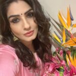Raveena Tandon Instagram - Pinkathon. 🎀 💘 #justmoods #simplicity Outfit - @gulaalindia @viralmantra Earrings & Ring - @aquamarine_jewellery @sangeetaboochra Neckpiece & Kada - @rubans.in @oakpinionpr styled by - @poojagulabani glam by - @sshurakhan
