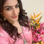 Raveena Tandon Instagram - Pinkathon. 🎀 💘 #justmoods #simplicity Outfit - @gulaalindia @viralmantra Earrings & Ring - @aquamarine_jewellery @sangeetaboochra Neckpiece & Kada - @rubans.in @oakpinionpr styled by - @poojagulabani glam by - @sshurakhan