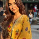 Reem Shaikh Instagram - Highlights … ✨ MUA - @sachinmakeupartist1