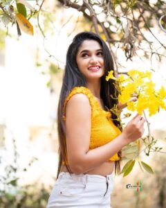Reeshma Nanaiah Instagram - 💛