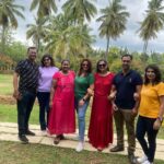 Rekha Krishnappa Instagram - Had awesome fun for two days with continued bloodline 😜 My crazy cousins and families @roopabhattacharjee @brundasagar @reenierahul @raghav_krish @ramyanarayan24 @rakesheregodu @laharijayamurthy @preethimanjappa Thanks for hosting us @gariresortsbidadi The Gari Resorts