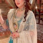 Riya Sharma Instagram - Tere mere Ishq ka ✨🤍 Draping by - @stylewithpooja12 Hair by- @priya_malhotra4 #reels #reelitfeelit #trendingreels #voteremereishqka Mumbai, Maharashtra