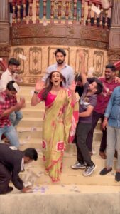 Rohit Suchanti Instagram - @pooja___dreamgirl tere liye Dil Ka telephone hai bajta ring-ring-rara-ring. 😍☎️

#DilKaTelephone2 Song Out Now! 

#25AugustHogaMast
#DreamGirl2 in Cinemas on 25th August.

@ayushmannk @ananyapanday @writerraj @ektarkapoor @shobha9168 @balajimotionpictures @gaurisathe @annukapoor @pareshrawalofficial @vijayraazofficial @nowitsabhi @rajpalofficial #GovardhanAsrani #ManojJoshi @seemabhargavapahwa @oyemanjot @anirudh_k_sharma @krishanurathore @nareshkathooria @meetbrosofficial @jonitamusic @jubin_nautiyal @kumaarofficial @rajukhan_0721